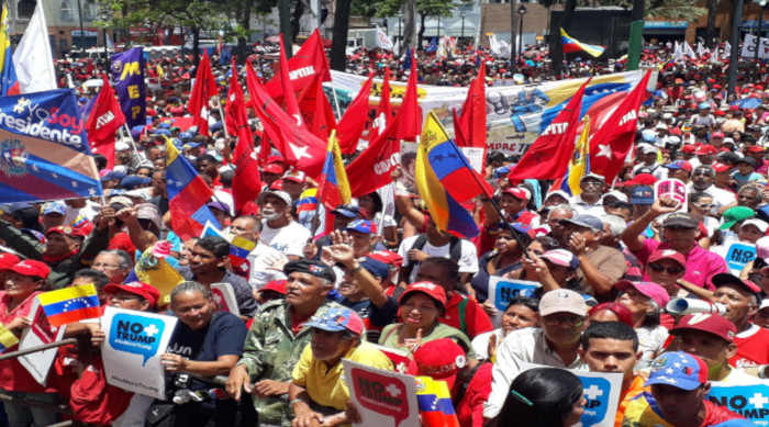 El mandatario invitó al pueblo venezolano a unirse a esta jornada de firmas en defensa de la Paz y la Soberanía.