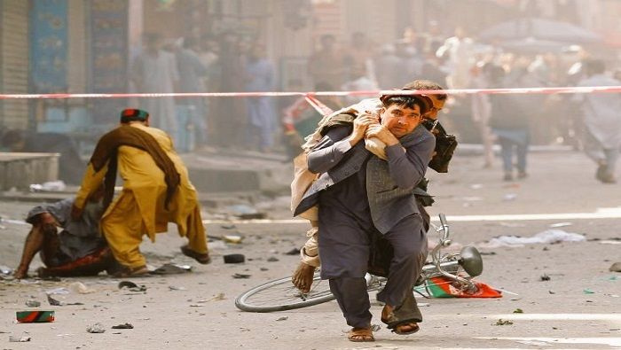 El portavoz del Ministerio afgano de Salud, Fahim Bashari, confirmó que al menos 20 niños resultaron heridos.