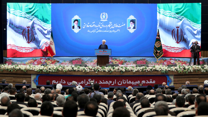 El presidente iraní presentó este jueves un nuevo sistema de defensa aérea.