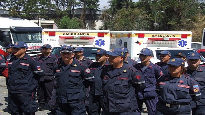 Las autoridades de Brasil deberán autorizar el ingreso de los bomberos venezolanos al país.