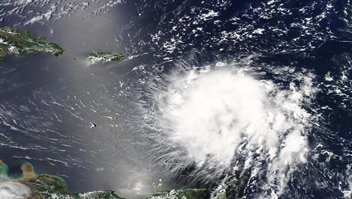 Autoridades puertorriqueñas están desplegadas en toda la isla para prevenir posibles desastres de Dorian.