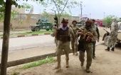 Soldados afganos se mantienen en alerta máxima ante futuros atentados talibanes en la ciudad de Kunduz.