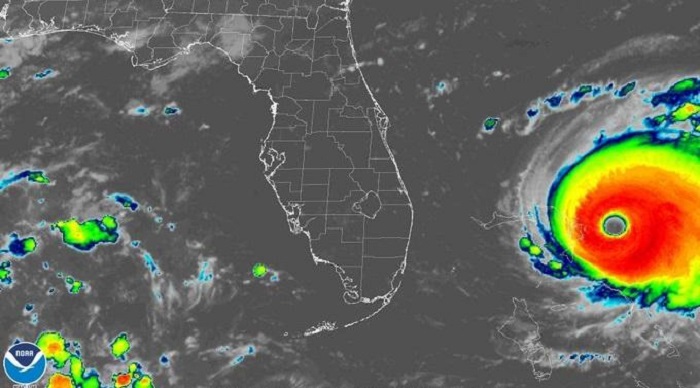 El huracán Dorian tocó tierra en Bahamas con vientos máximos sostenidos de 295 km/h.