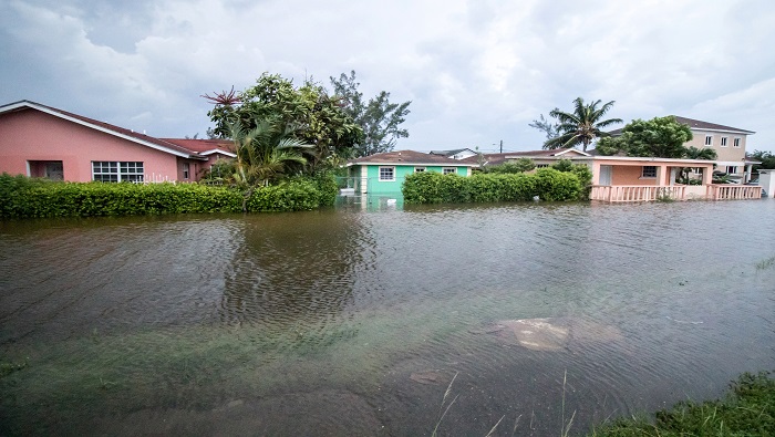 La Cruz Roja teme que 13.000 casas hayan resultado dañadas o destruidas ante el paso del ciclón.