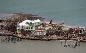Equipos de rescate buscan cuerpos de personas fallecidas en Las Bahamas por el paso del huracán Dorian.