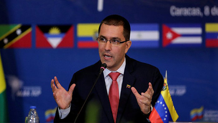 El canciller venezolano procederá a denunciar las acusaciones de Colombia y las pretensiones de la OEA ante las Naciones Unidas.