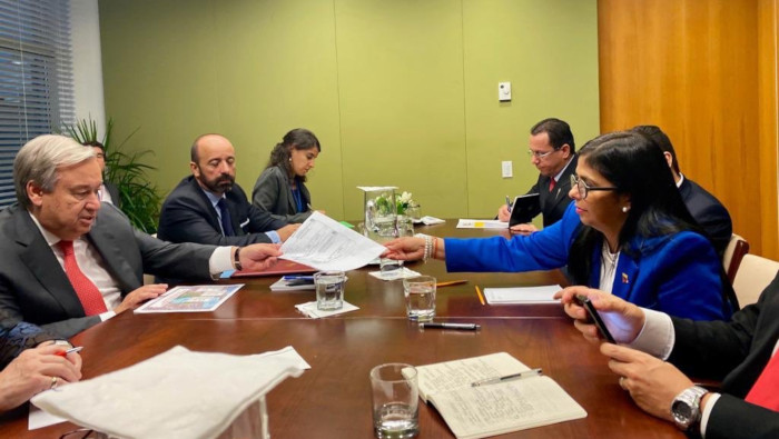 La vicepresidenta venezolana Delcy Rodríguez sostuvo una reunión con el secretario general de la ONU, Antonio Guterres.