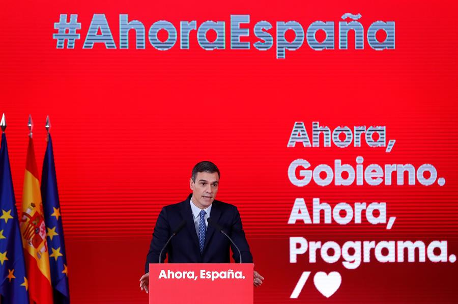 El líder del PSOE presentó las medidas sociales de su programa para las elecciones del 10 de noviembre.