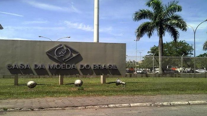 Tras la firma de Bolsonaro, la privatización será monitoreada y ejecutada por el Banco Nacional de Desarrollo Económico y Social (Bndes).