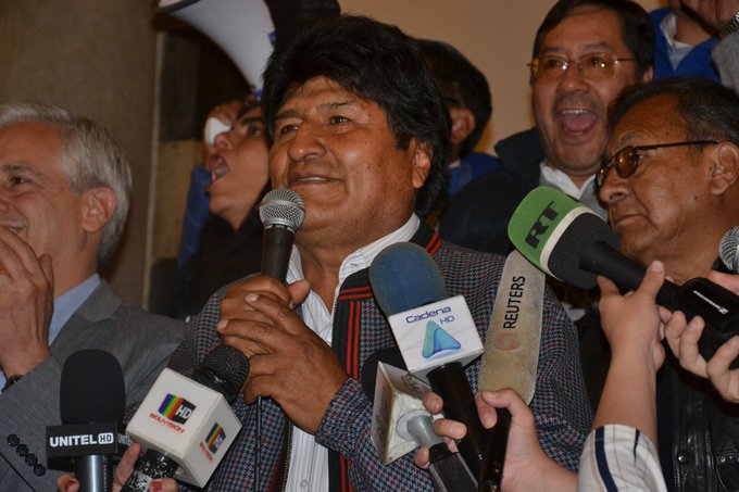 Elecciones bolivianas, aún somos racistas y creyentes