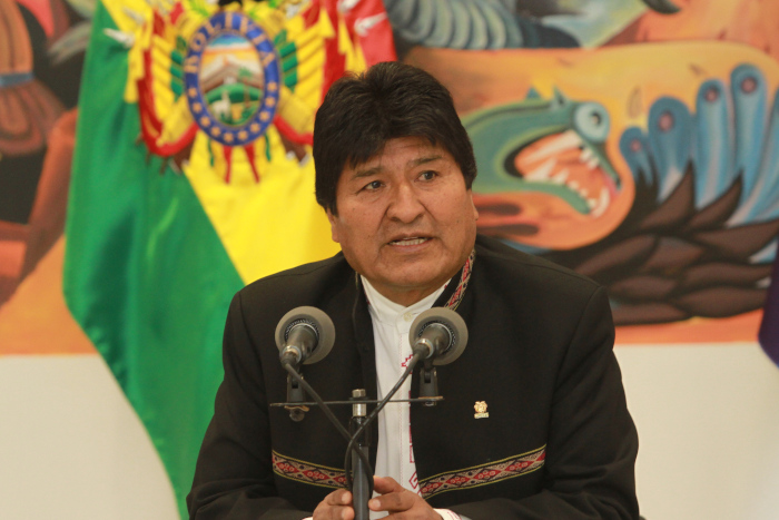 Evo Morales responsabiliza a la oposición de ejercer actitudes racistas y discriminatorias.
