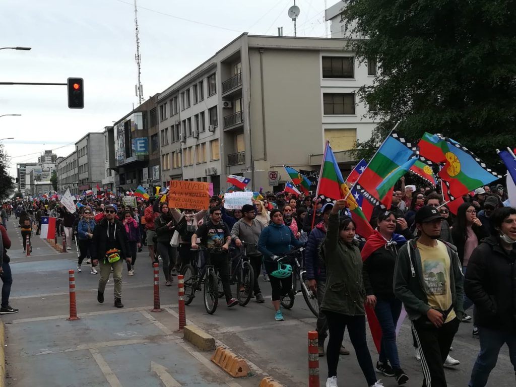 Los manifestantes de Concepción protestaron con las medidas económicas de Piñera.