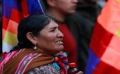 Una de las mayores muestras de racismo durante los últimos días en Bolivia ha sido la quema de la bandera de la comunidad indígena, conocida como "wiphala". 