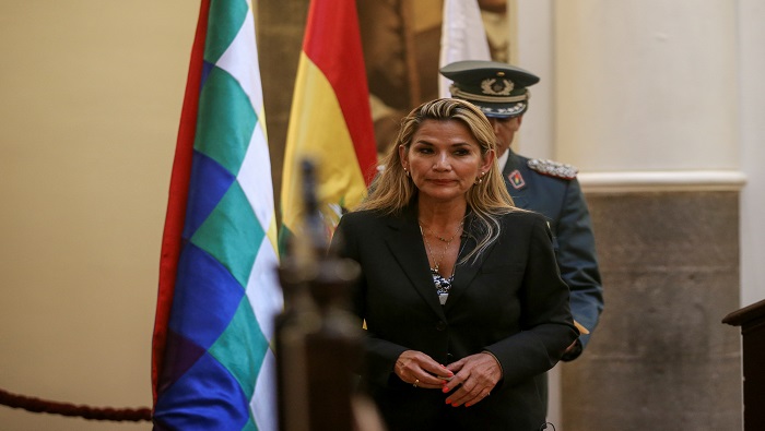 Este martes la senadora opositora Jeanine Áñez se autoproclamó presidenta encargada de Bolivia, a pesar de no contar con la presencia de los legisladores leales a Evo Morales.