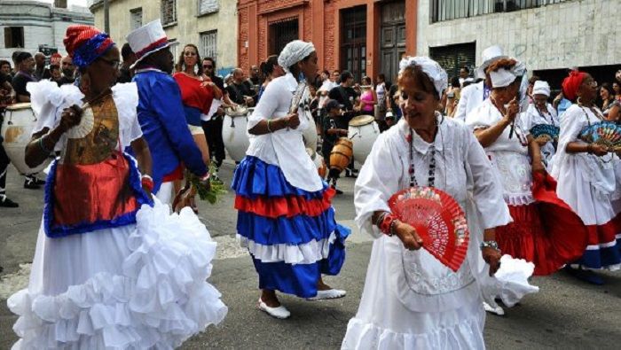 El Candombe es el abanderado en esta exaltación de la cultura afrodescendiente y su importancia en la construcción de la cultura uruguaya.