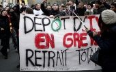 Los sindicatos temen que la reforma impulsada por Macron obligue a la gente a trabajar más años a cambio de pensiones más bajas.