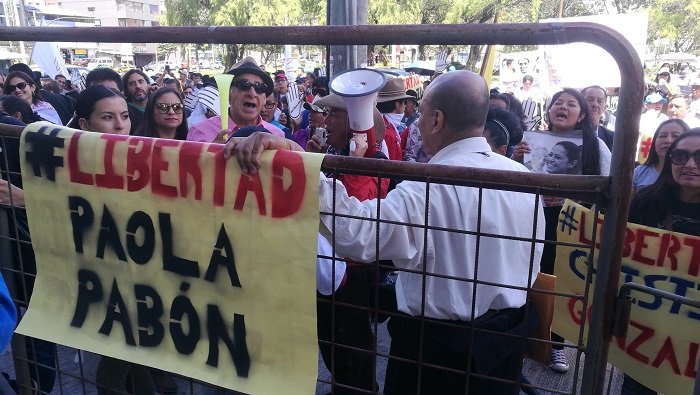 La causa, que inició el 15 de octubre, ha sido denunciada como una persecución política contra líderes de la Revolución Ciudadana tras las protestas en rechazo de las medidas de ajuste anunciadas por el presidente Lenín Moreno.