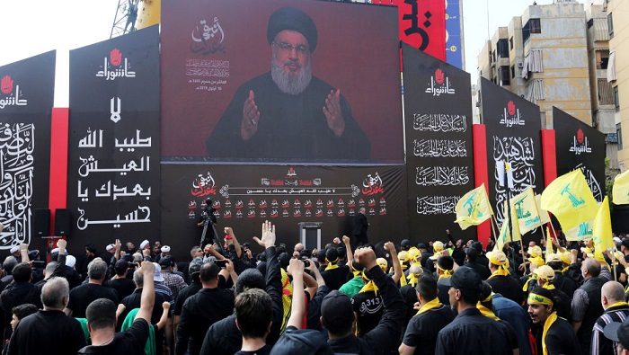 Miles de iraníes rinden tributo al general Qasem Soleimani, asesinado por Estados Unidos.