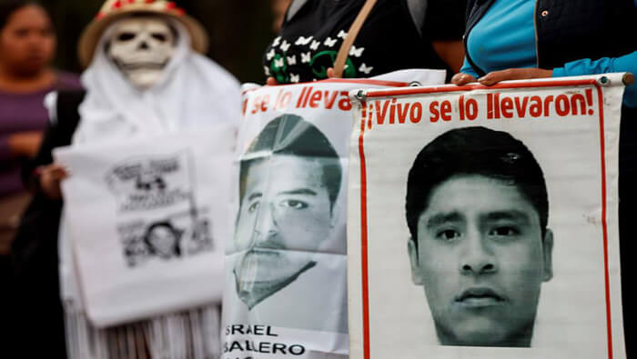 Uno de los hechos que ha generado consternación en México fue la desaparición forzada de los 43 estudiantes normalistas de Ayotzinapa en 2014.