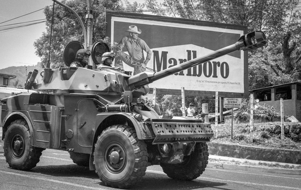 El Gobierno de Estados Unidos fue el principal asesor de los escuadrones de la muerte para contrarrestar la lucha del FMLN.