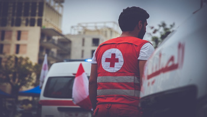 La Cruz Roja, que ha estado atendiendo a los heridos leves en el área, ya ha desplegado 17 equipos en respuesta a los incidentes violentos.