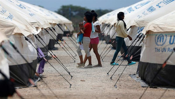 26 millones de personas se ven obligados a abandonar sus hogares a consecuencias de guerras y asedios políticos, según la ACNUR.