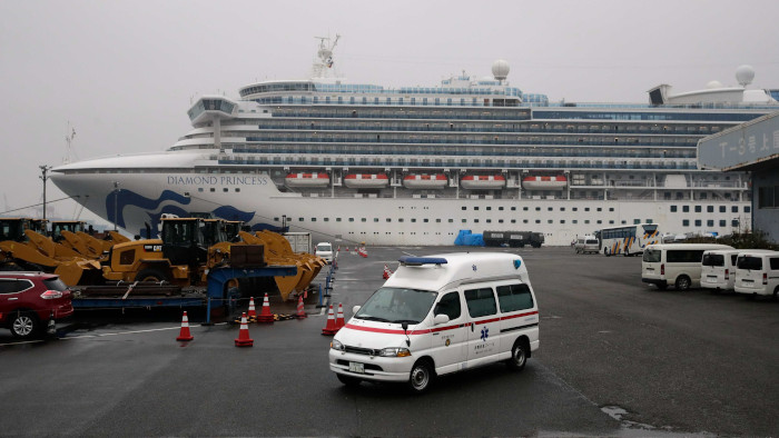 La cancillería colombiana reportó que un connacional que es parte de la tripulación del crucero Diamond Princess, dio positivo al virus.
