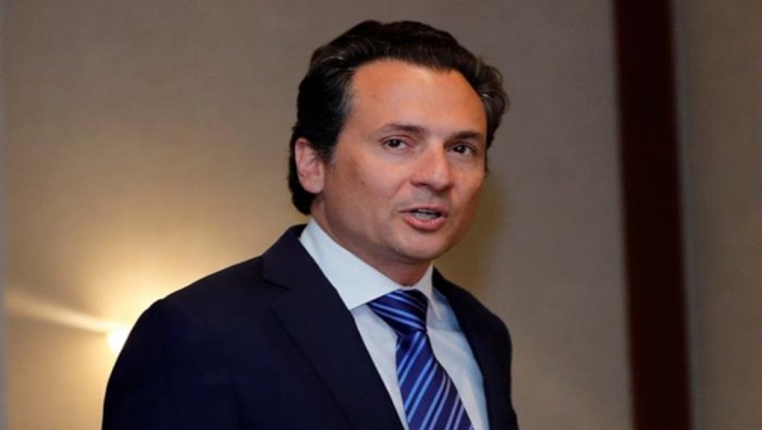 Emilio Lozoya presuntamente recibió sobornos por 10.5 millones de dólares de la constructora Odebrecht.