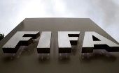 FIFA estudia también impulsar un nuevo régimen de recompensas por la formación de jugadores.