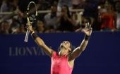 Rafa Nadal celebra su victoria en el Abierto Mexicano de Acapulco, tras derrotar en dos sets a Taylor Fritz. 