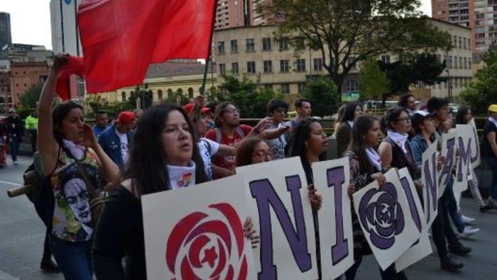 Las mujeres colombianas tomaron las calles este domingo para reclamar ante la violación de sus derechos fundamentales.