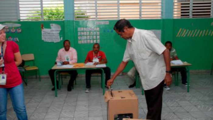Autoridades electorales llamaron a la población dominicana acudir a los centros de votación para ejercer su derecho al sufragio.