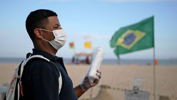 Hombre de 62 años muere en Sao Paulo, es la primera muerte confirmada por coronavirus en Brasil.