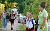 El cierre de escuelas en Cuba va acompañado con un programa de teleclases para afianzar conocimientos.