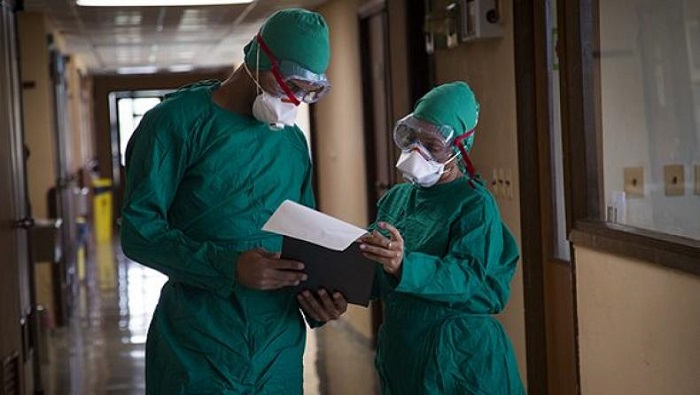Se encuentran ingresados para vigilancia clínico- epidemiológico en centros de aislamiento unos 2.000 pacientes.