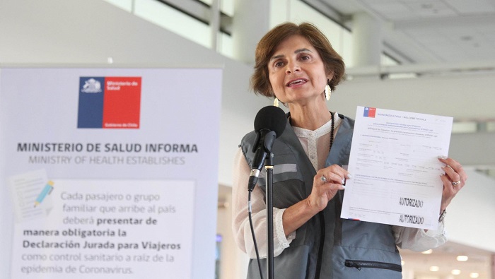 La subsecretaria de Salud Pública de Chile, Paula Daza, señaló que en el país 2.449 personas han sido contagiadas con el virus