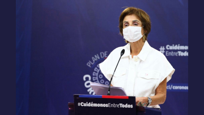 La subsecretaria chilena de Salud, Paula Daza, indicó que hay 373 personas hospitalizadas en unidades de pacientes críticos.