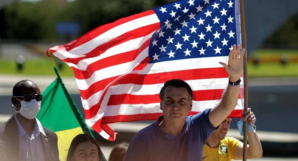Bolsonaro llama una vez más al golpe de estado en Brasil