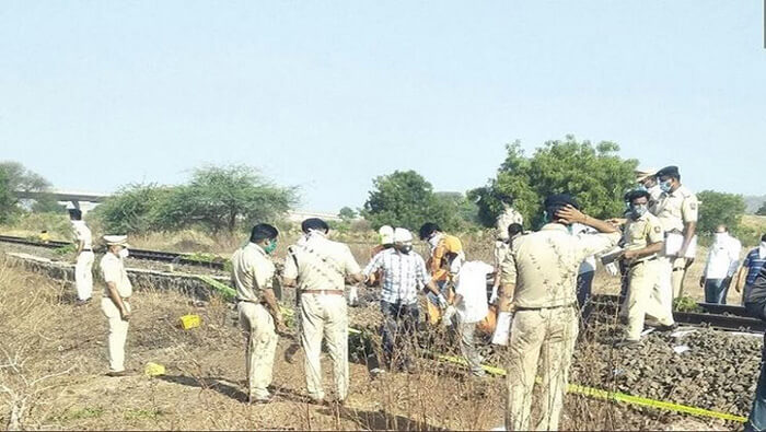 El Ministerio de Ferrocarriles de India confirmó el accidente, sin especificar el número de víctimas mortales.