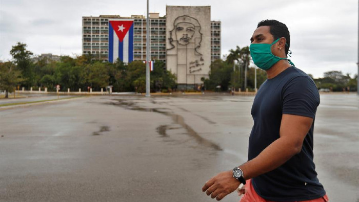 Las autoridades cubanas toman medidas para reforzar las medidas de aislamiento social en este momento de la pandemia.