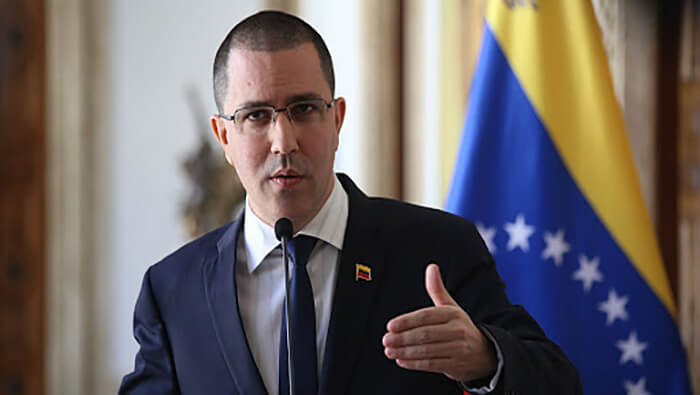 El canciller venezolano indicó que cualquier país u organización puede cooperar directamente sin restricciones con Venezuela.