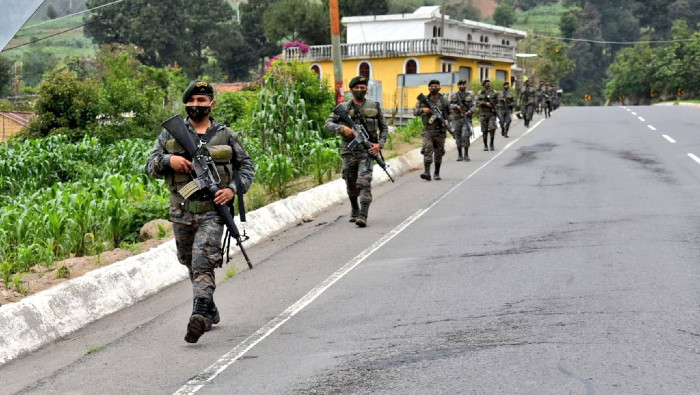 Fuerzas Militares guatemaltecas ocuparon las tres municipalidades declaradas en Estado de Sitio.