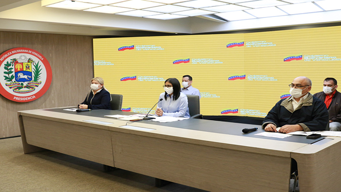 Rodríguez reafirmó que las autoridades sanitarias seguirán garantizando las pruebas para detectar el virus en todo el país.