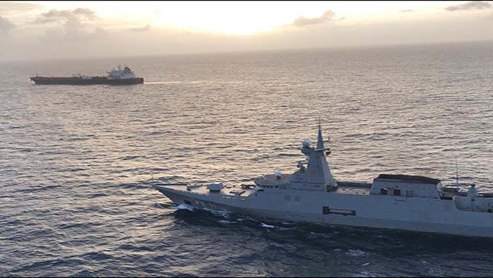 El petrolero iraní que está siendo escoltado desde el Océano Atlántico por la Armada Venezolana.