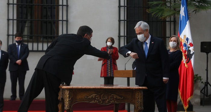 Este es el cuarto movimiento de ministros que realiza Sebastián Piñera desde que asumió la presidencia de Chile.