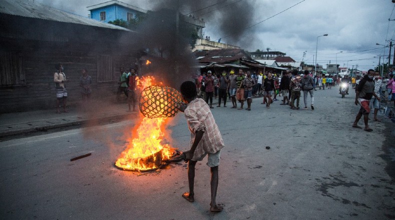 Esta semana, Madagascar vivió enfrentamientos entre la policía y ciudadanos que no se acogen a las medidas de confinamiento.