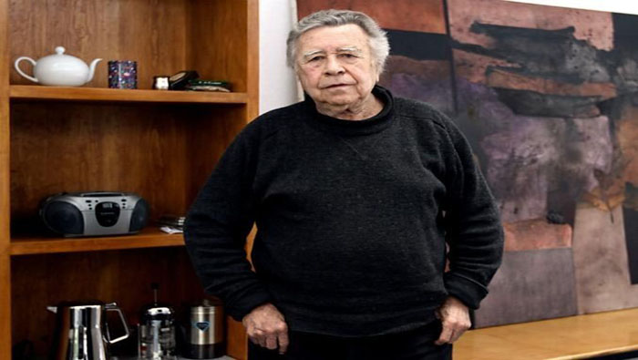 Manuel Felguérez transciende como uno de los principales representantes del arte abstracto mexicano de los siglos XX y XXI.