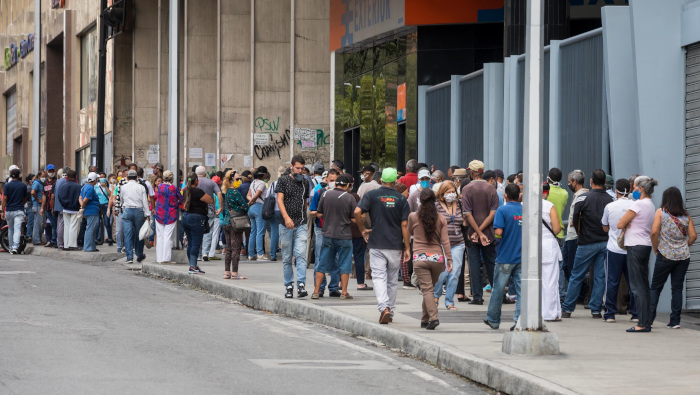 Las autoridades venezolanas llamaron al cumplimiento de las medidas preventivas, en especial el uso correcto del tapabocas.