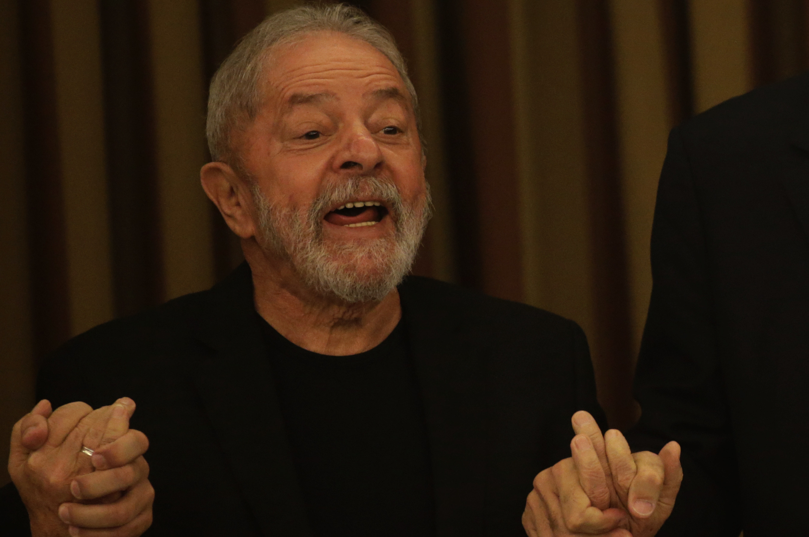El expresidente brasileño Lula da Silva llama a pensar un mundo distinto cuando pase la pandemia de la Covid-19.