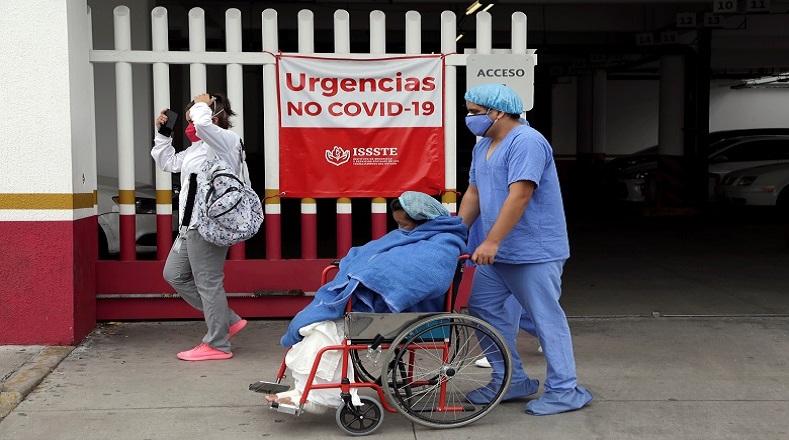 Varios centros médicos acogieron a personas que tuvieron que ser evacuadas por el momento u hospitalizadas por algún daño ocasionado durante el sismo.